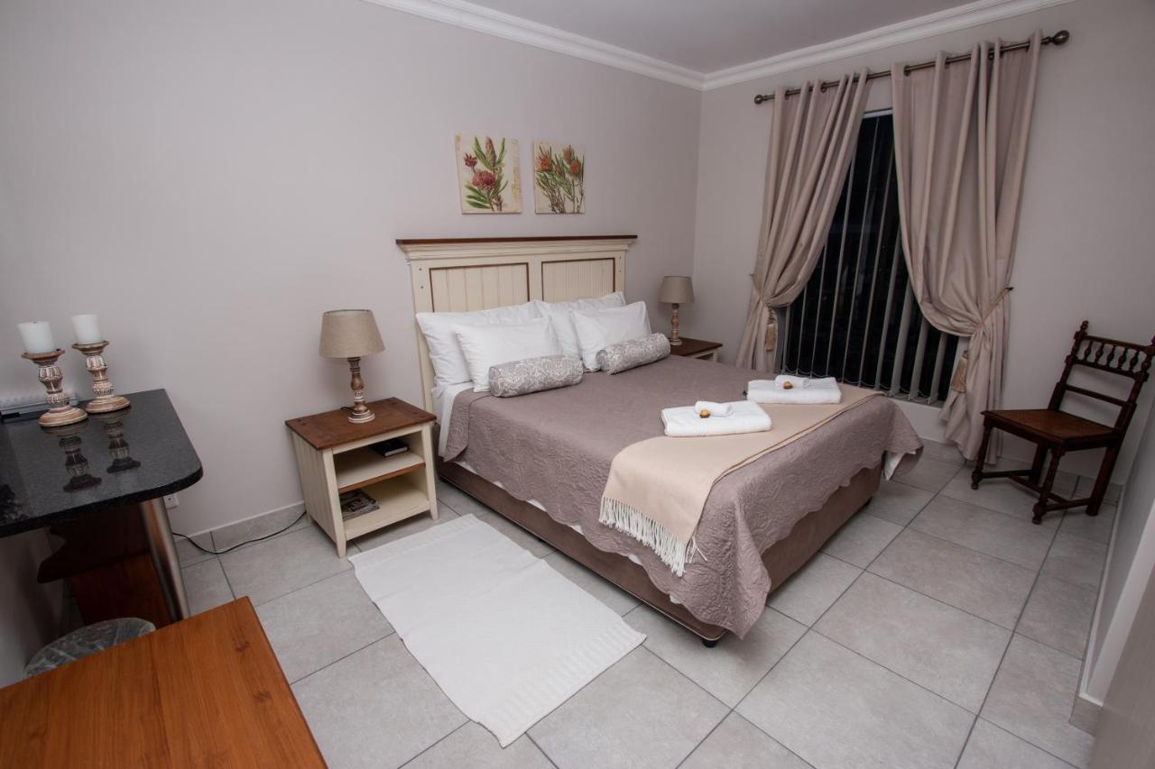 Bettyʼs Bay Van Den Berg'S Guesthouse מראה חיצוני תמונה